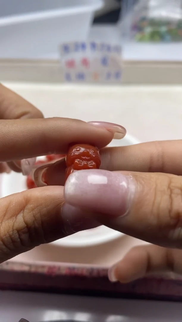 【闪购商品】南红玛瑙颈饰未镶嵌 x821南红柿子红小熊*1个