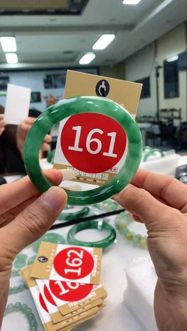 未镶嵌手镯石英质玉55+161