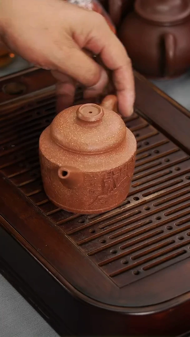 茶壶紫砂宜兴紫砂粗砂降坡泥清泉壶200毫升