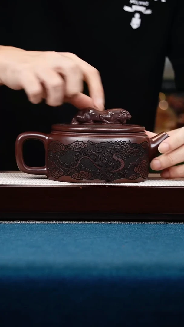 茶壶紫砂石红汉瓦卧虎藏龙