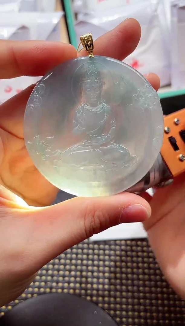 18K金镶嵌挂件翡翠11111