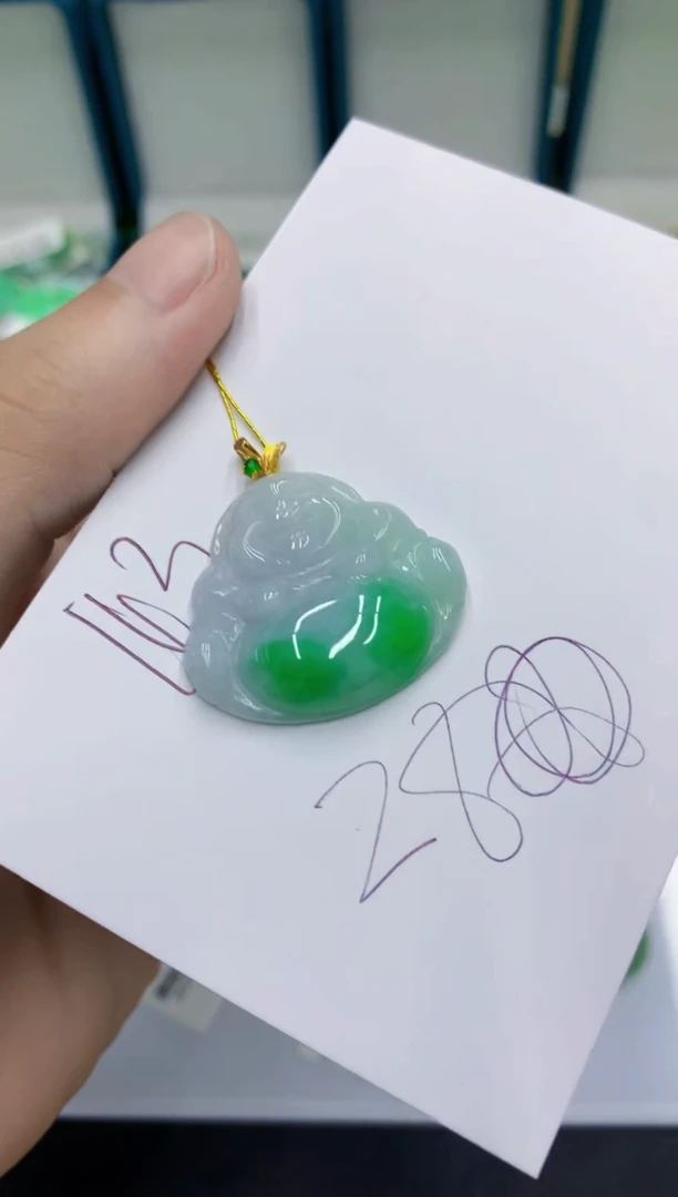 颈饰18K金镶嵌翡翠翡翠