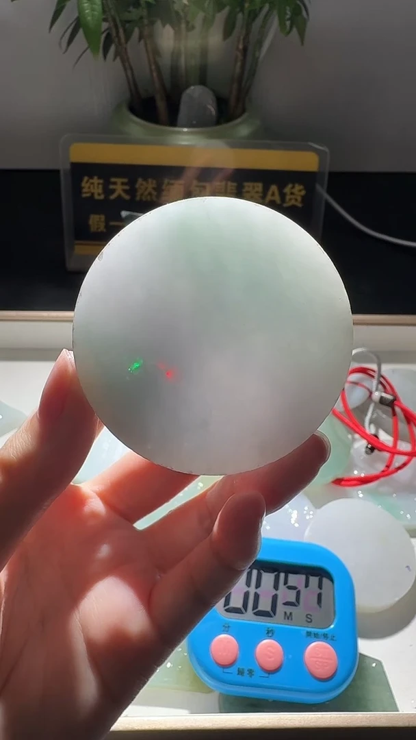 未镶嵌挂件翡翠从****鸡翡翠