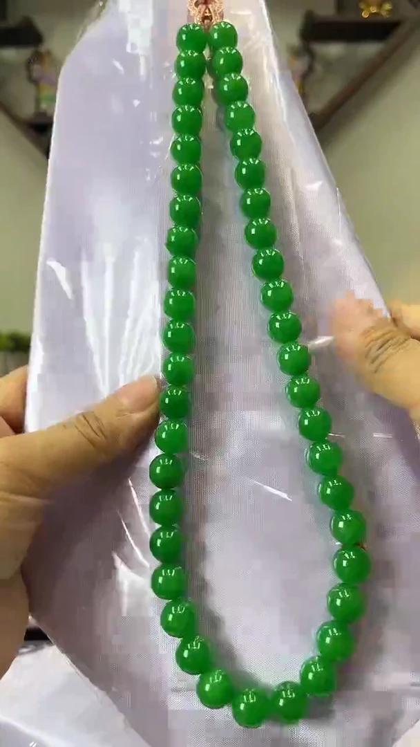 【闪购商品】砖雕闪5  冰辣阳绿项链