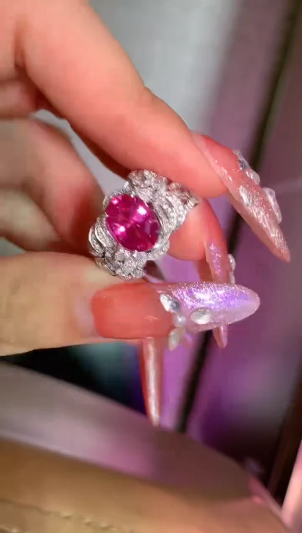 戒指彩色蓝宝石18K金镶嵌3.07CT