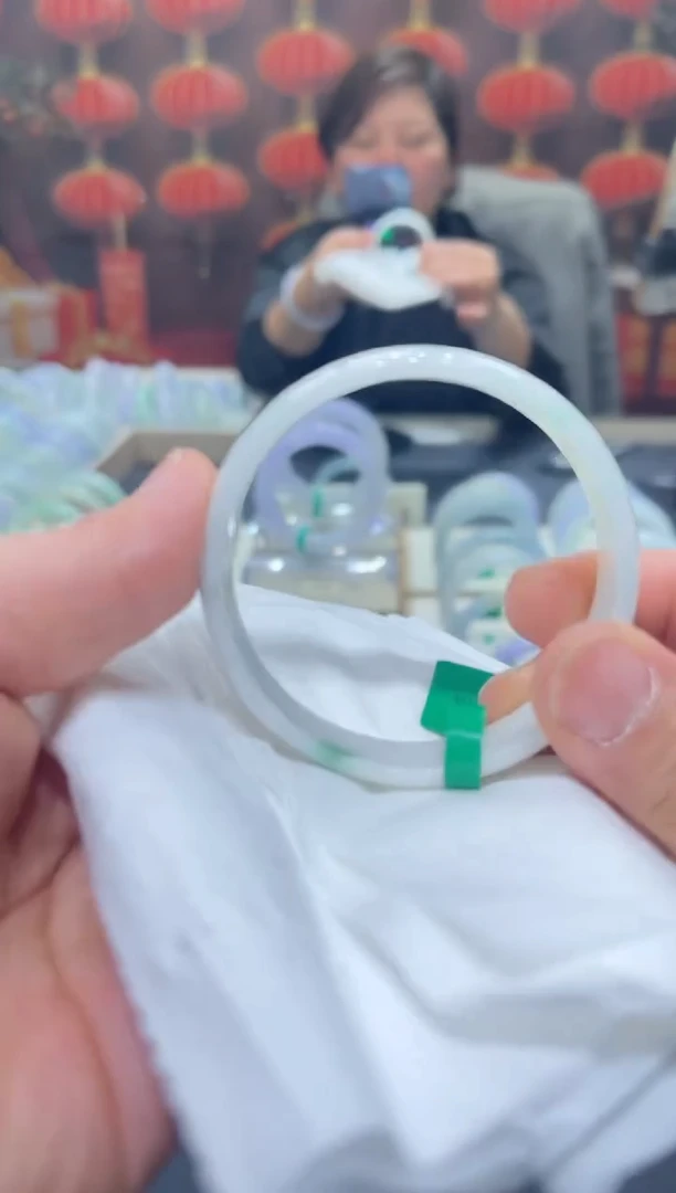 翡翠未镶嵌手镯00009026