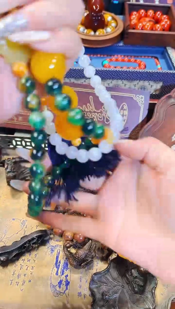 【闪购商品】琥珀颈饰未镶嵌年关将至，最后一场33