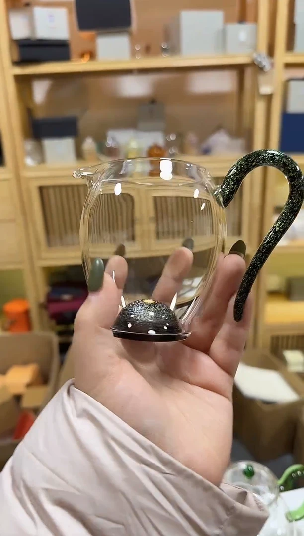 黑金底珠怡然公道杯