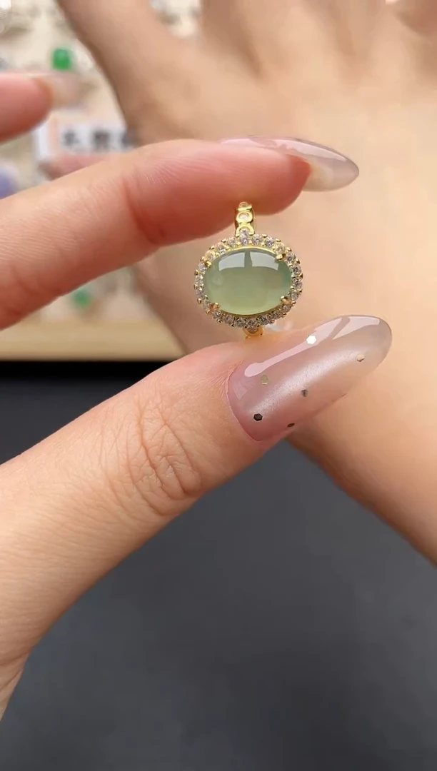 【闪购商品】翡翠戒指银S925镶嵌一物一证一礼盒