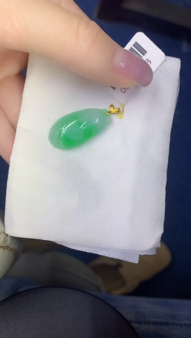 颈饰18K金镶嵌翡翠缅甸天然翡翠A货