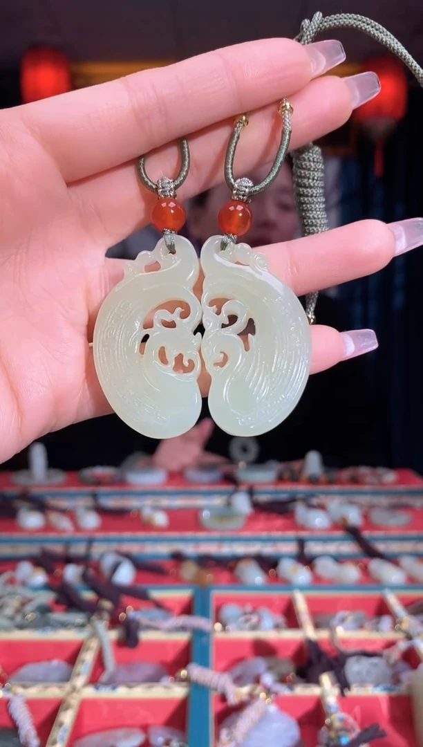 【闪购商品】和田玉颈饰未镶嵌扣