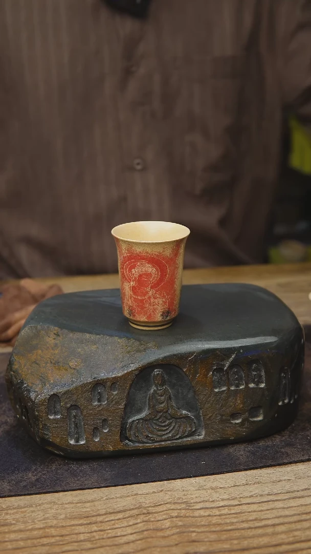 龙女礼佛图闻香杯