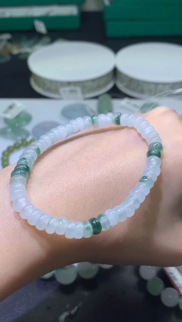 未镶嵌定制翡翠毛货  卡6