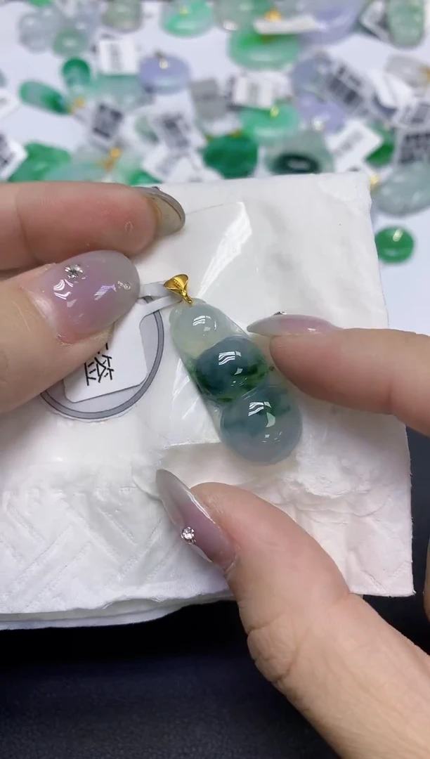 颈饰18K金镶嵌翡翠天然缅甸翡翠A货百元以上9元证书费自理