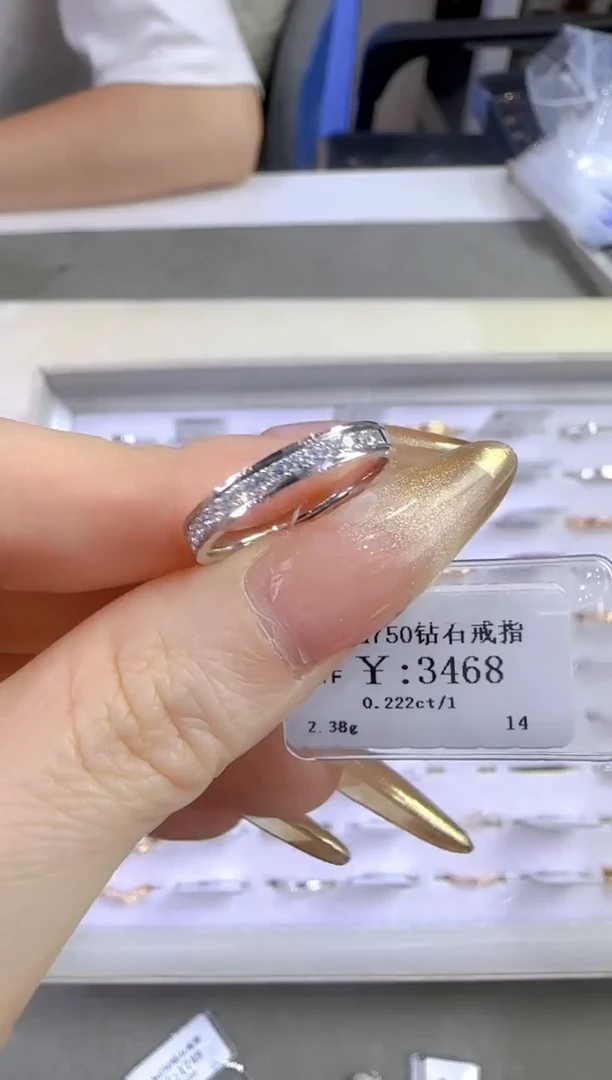 戒指/指环18K金镶嵌钻石Z**.287800
