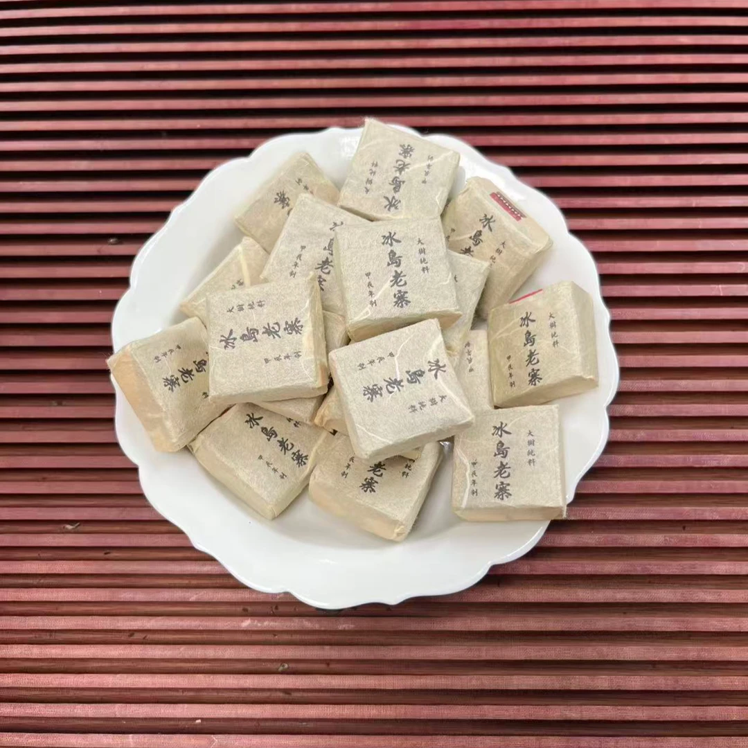 冰岛老寨｜2024年冰岛老寨中大树纯料8g小砖 香甜度高明显