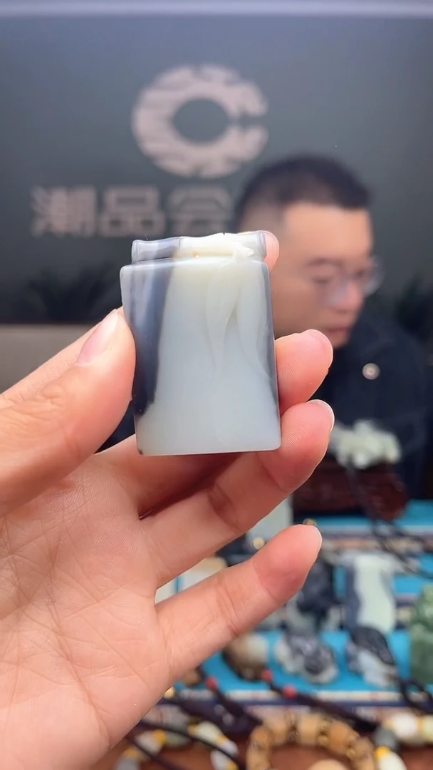 未镶嵌和田玉挂件1