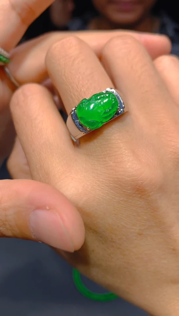 【闪购商品】定制翡翠未镶嵌168多样性发货（发其一）