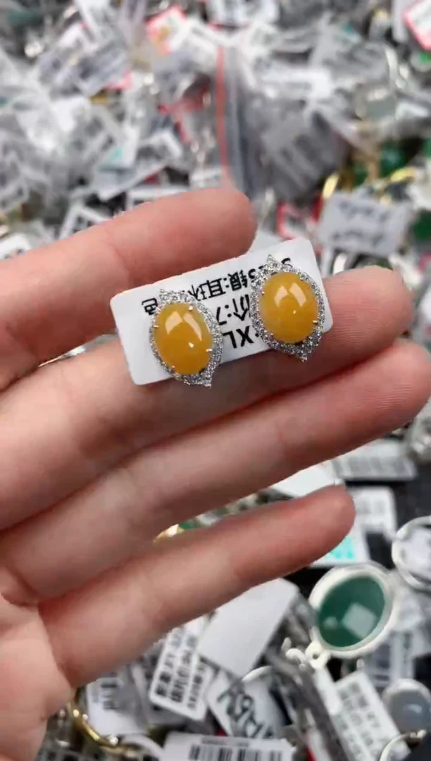 银S925镶嵌戒指翡翠666        7