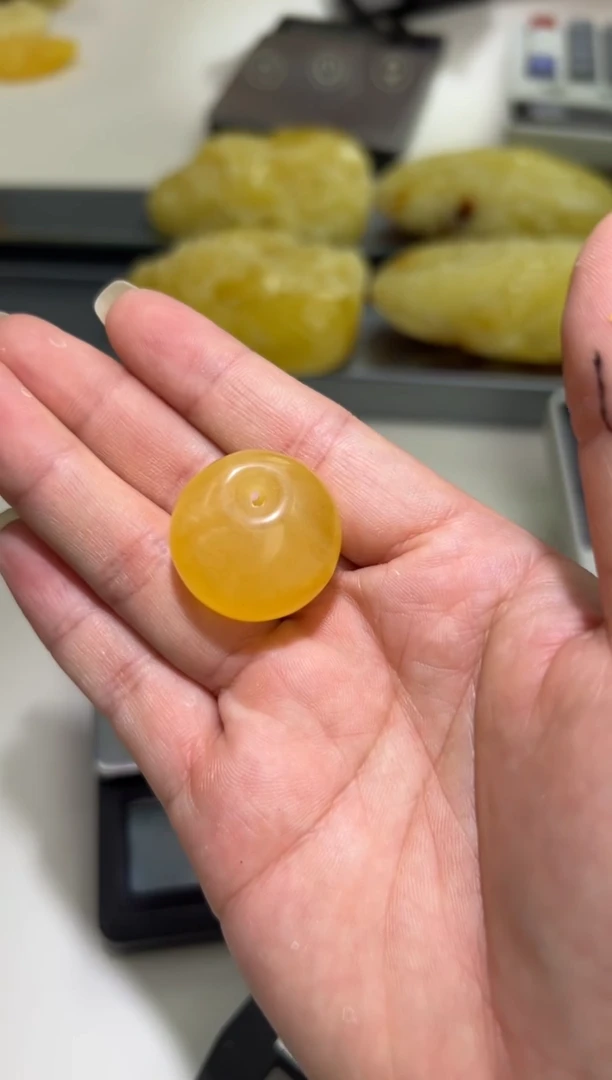 裸石琥珀未镶嵌琥珀蜜蜡吊坠