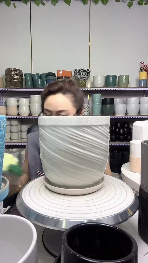 陶瓷花盆自带水孔宽高19-18.5