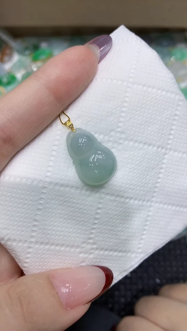 颈饰18K金镶嵌翡翠1111111111