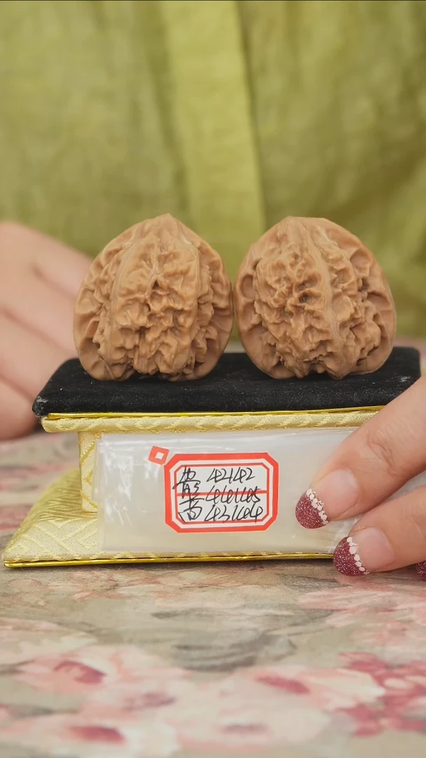 把件文玩核桃马蹄