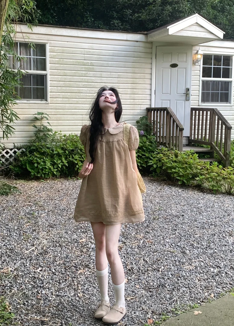 茶歇法式少女感娃娃领连衣裙子女宽松显瘦小个子蕾丝花边短裙夏季