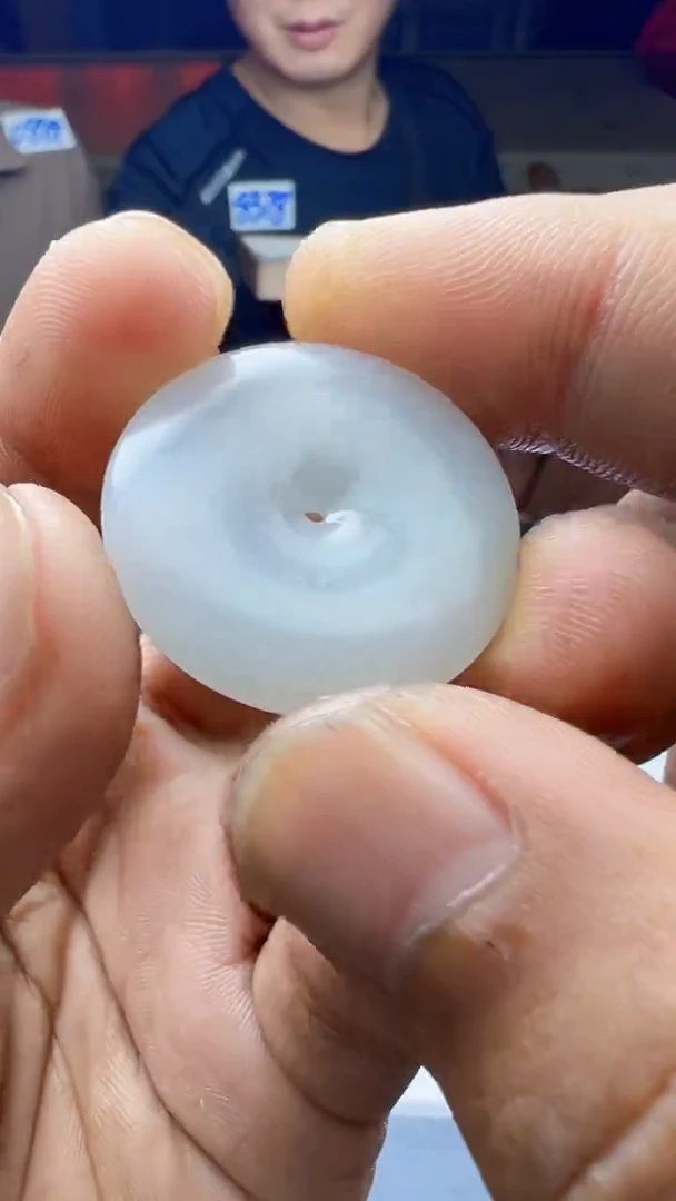 定制翡翠未镶嵌天然翡翠A货