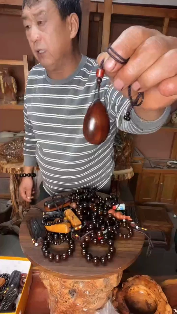 枣木雷击枣木水滴吊坠