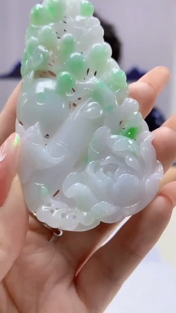 【闪购商品】定制翡翠未镶嵌4688DD-毛货挂件36