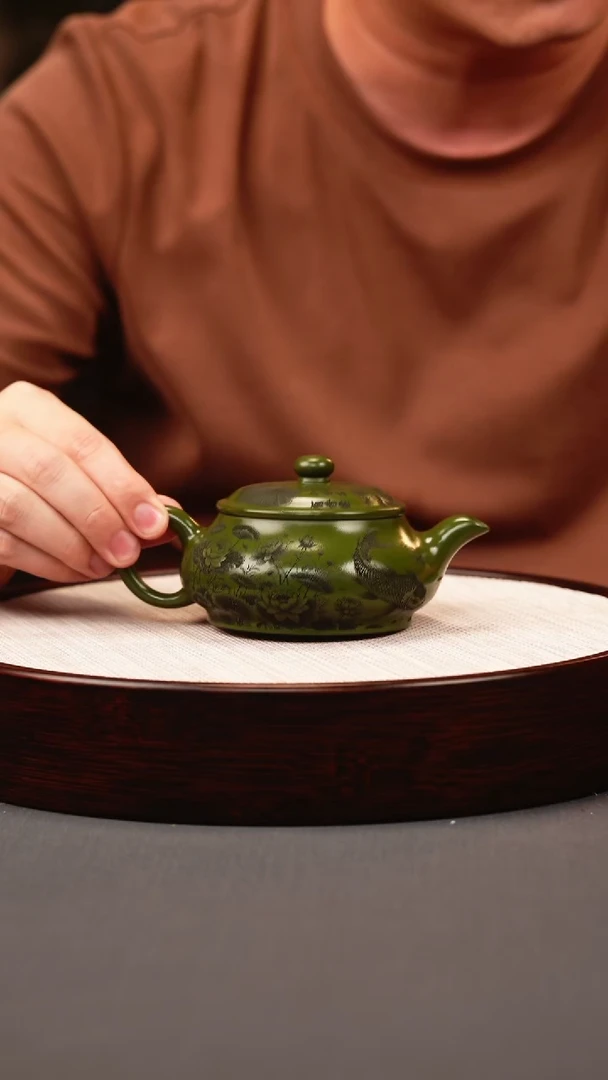 茶壶紫砂绿泥 明炉 年年有鱼