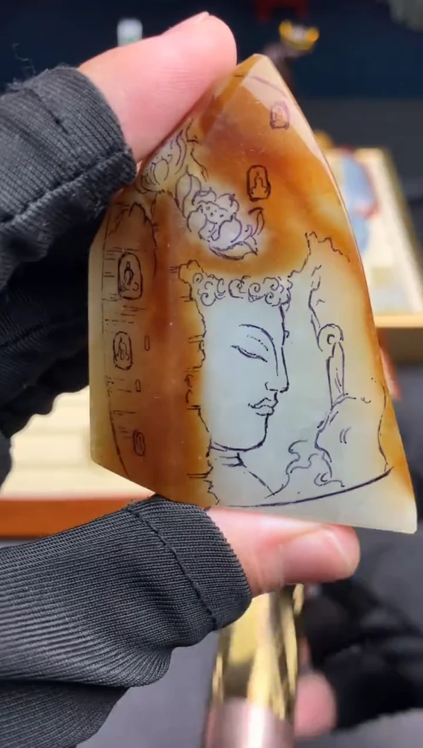 未镶嵌定制翡翠宇****喵天然翡翠裸石（包工）