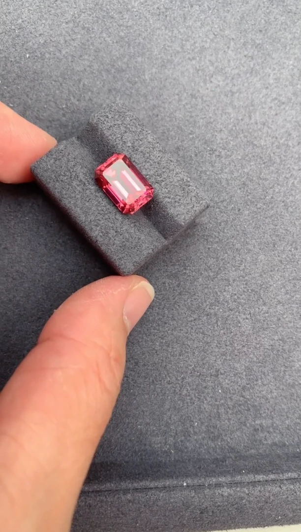 【闪购商品】碧玺裸石未镶嵌4.6ct粉碧玺