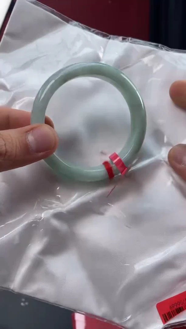 未镶嵌手镯翡翠6