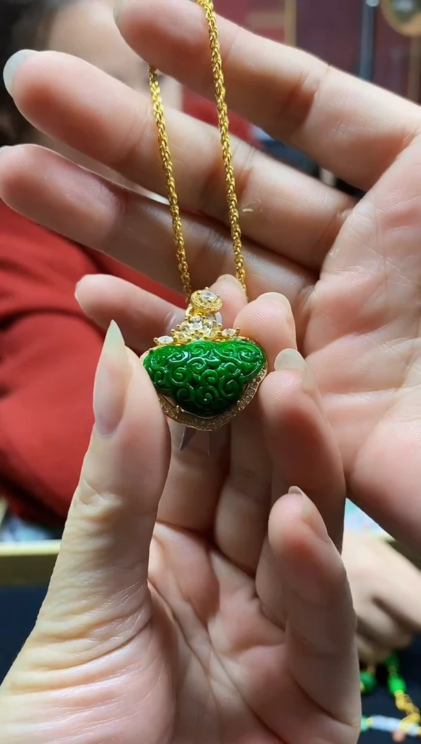 颈饰未镶嵌翡翠翡翠吊坠