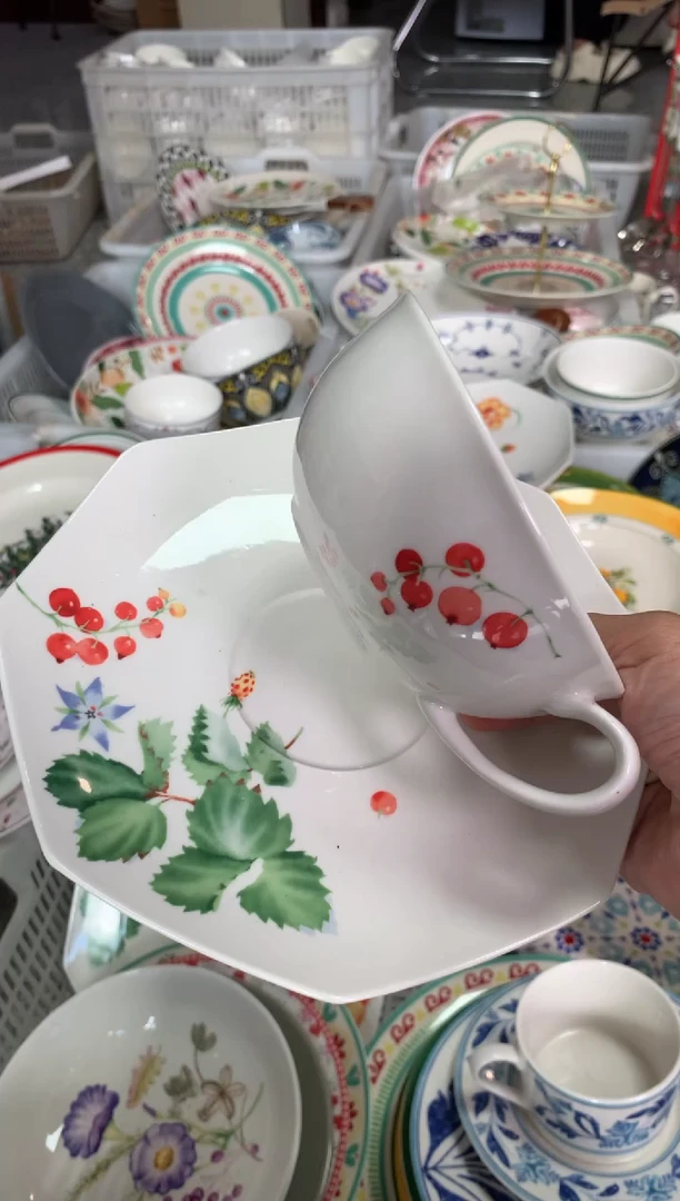 瓷陶瓷尾单CC107微瑕1个样品