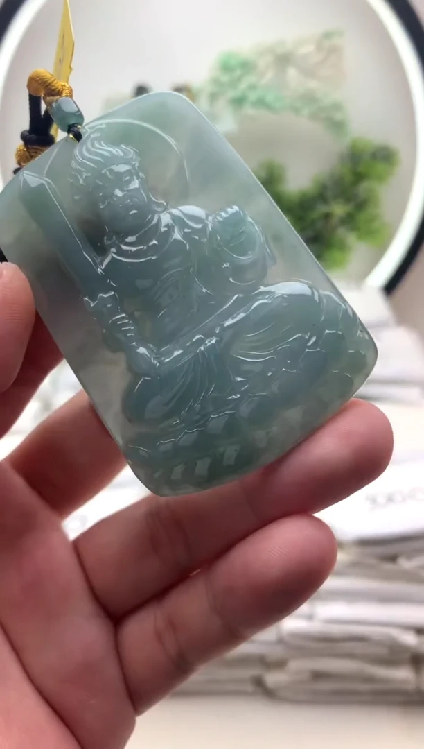颈饰未镶嵌翡翠不动明王
