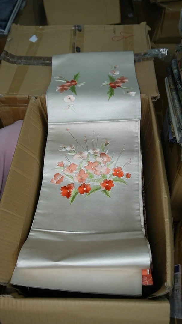 织绣8两通花卉刺绣