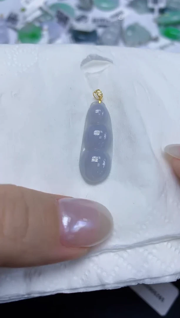 翡翠18K金镶嵌颈饰天然缅甸翡翠A货