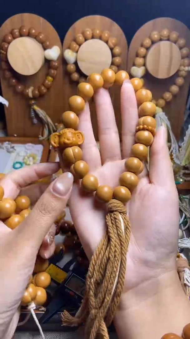 手串猴头核桃全品原皮泡芙小象橄榄跑环粗咖流苏