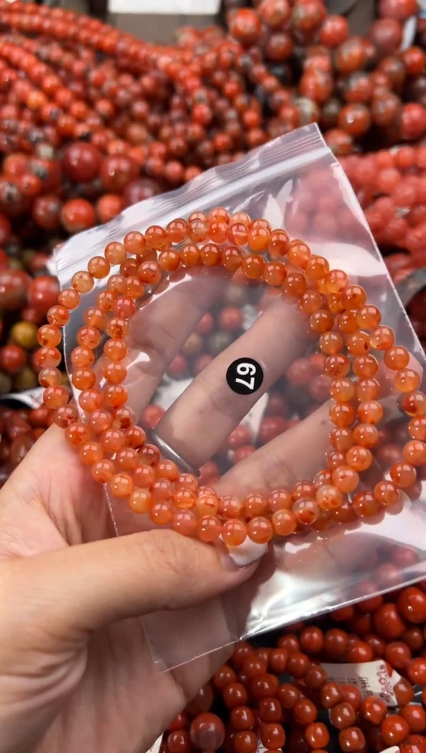 未镶嵌手串南红玛瑙6+