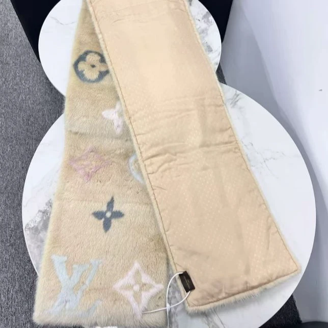 99新 LouisVuitton/路易威登 海囤J/LV/丝巾/yk150312