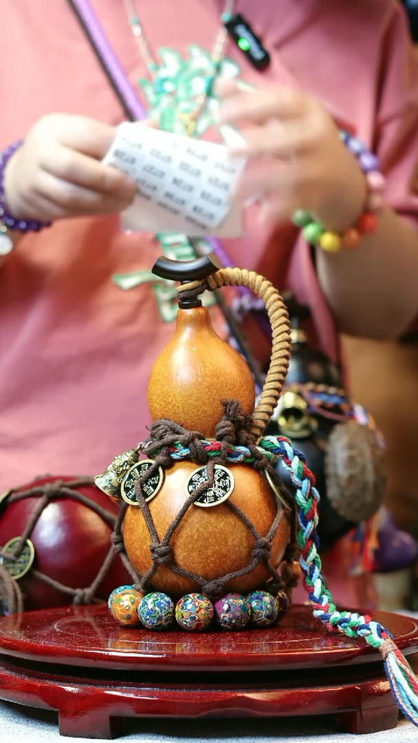 大漆酒葫芦，一物一拍送底座漏斗716