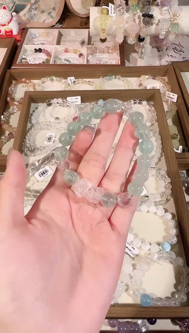 【闪购商品】水晶手链未镶嵌天然水晶 多样性发货发其一 颜色微差