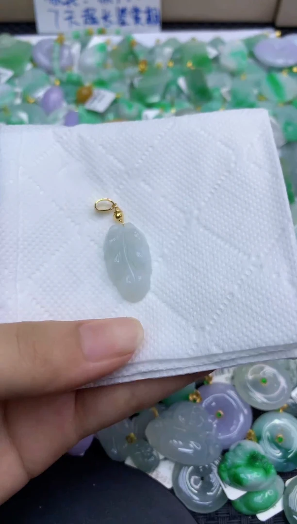 颈饰未镶嵌翡翠天然缅甸A货翡翠