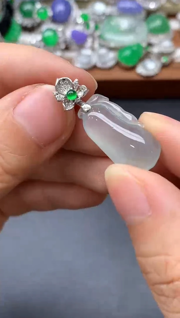 颈饰18K金镶嵌翡翠505-中国好珍宝