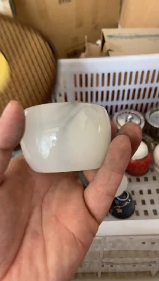 杯无运费险有瑕疵的摄影的产品有使用过的痕迹有点脏介意勿拍