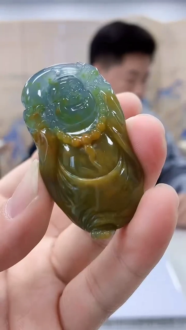 【闪购商品】定制翡翠未镶嵌4917bb-毛货挂件30