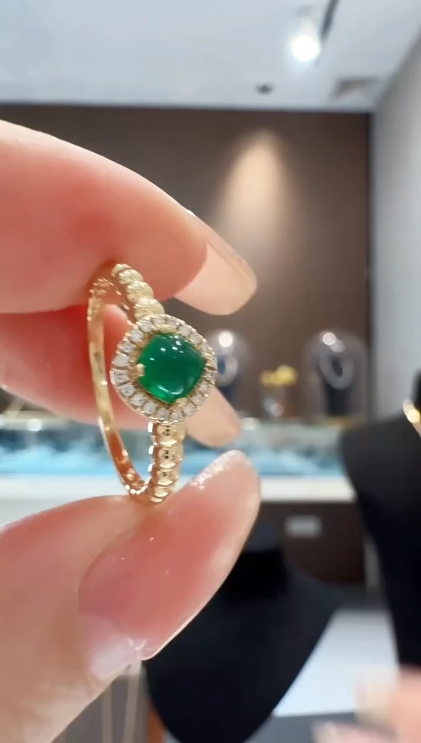 戒指18K金镶嵌祖母绿祖母绿戒指备注圈号